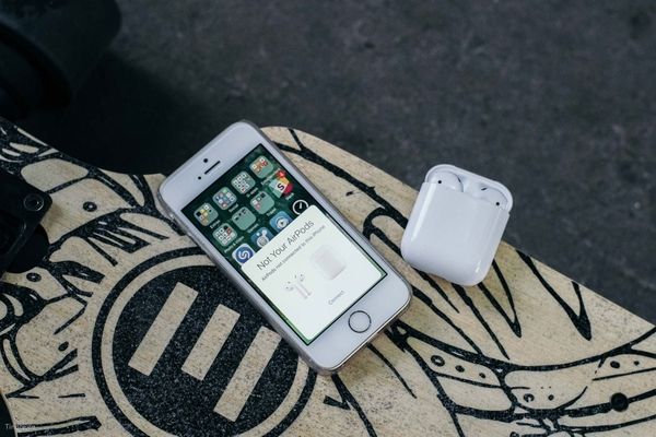 Các Lỗi Thường Gặp Trên Tai Nghe Apple AirPods Và Cách Khắc Phục