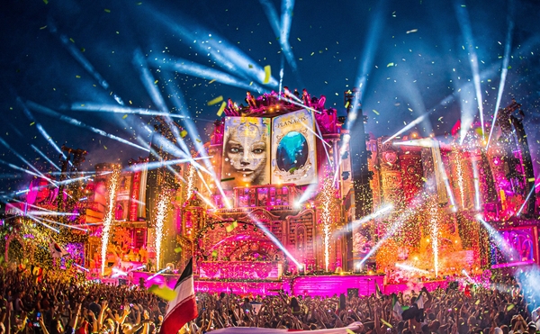 Tất tần tật về EDM, thứ nhạc điện tử đầy mê hoặc và gây nhiều tranh cãi