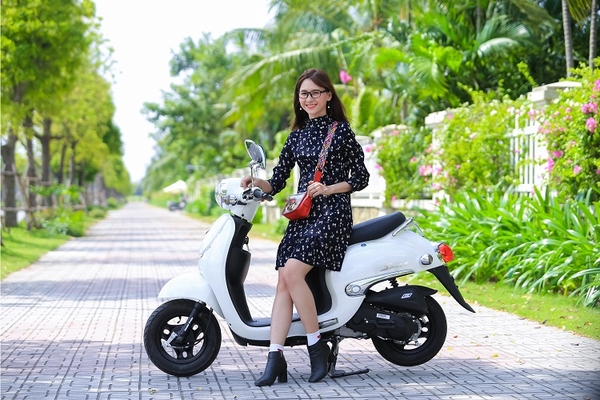 TIÊU CHÍ LỰA CHỌN XE MÁY GA 50CC CHO PHÁI ĐẸP