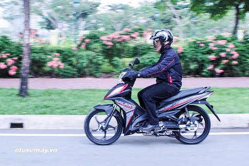 CÓ NÊN SỬ DỤNG XE 50CC ĐI ĐƯỜNG DÀI?