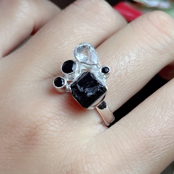 Tourmaline Đen Thô