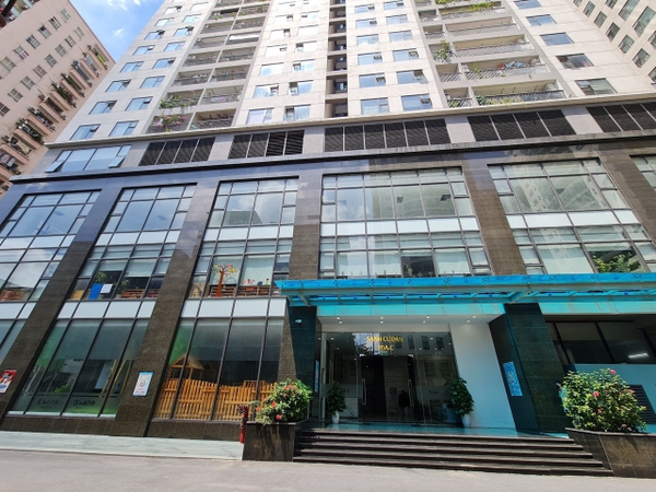Bán căn hộ 3 ngủ chung cư Việt Đức Complex tầng 4 ban công đẹp