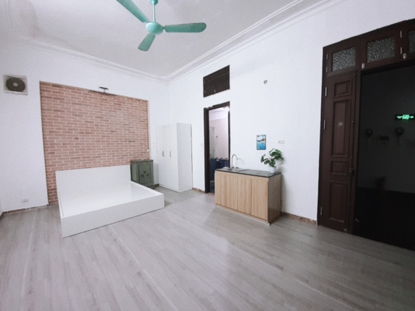 Cho thuê phòng studio 35m2 Tây Hồ