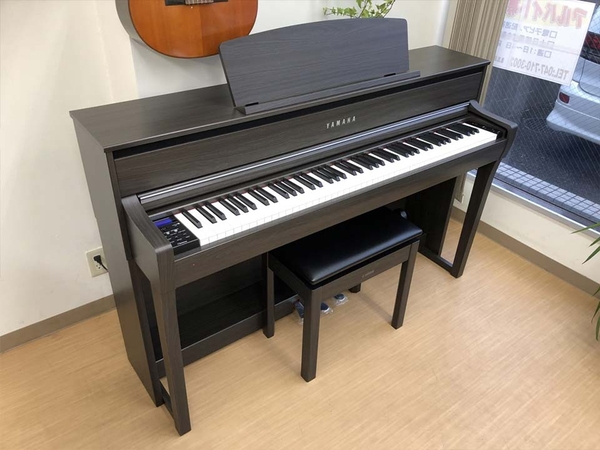 YAMAHA CLP675DW