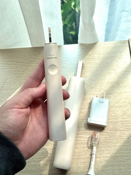 Bàn chải điện Philips Sonicare 9900 hàng trưng bày