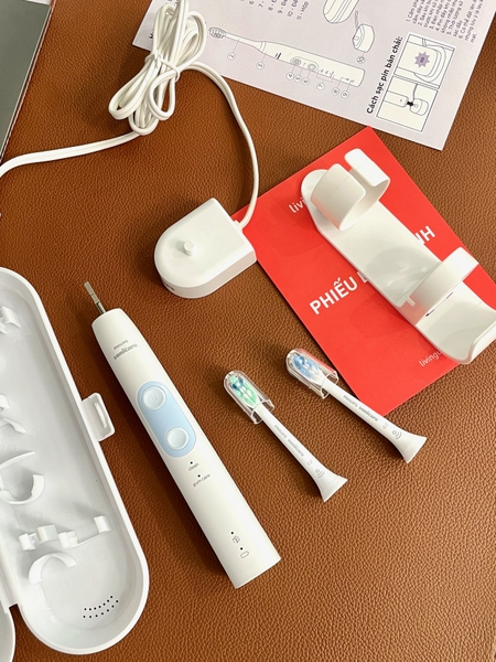 Bàn chải điện Philips Sonicare Optimal Clean HX682P - Tách lẻ