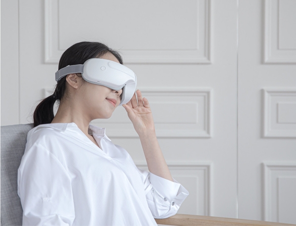 Máy massage mắt Duplex DP-EM50 2022 (3 chế độ massage chuyên sâu)