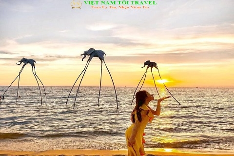 Tour 4 Đảo Phú Quốc Đi Cano - Flycam - Chụp Ván SUP [Trọn Gói - Ưu Đãi 30%]