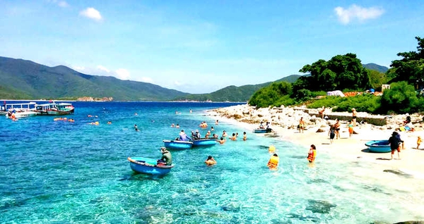 TOUR DU LỊCH NHA TRANG - PHÚ YÊN - QUY NHƠN 5 NGÀY 4 ĐÊM