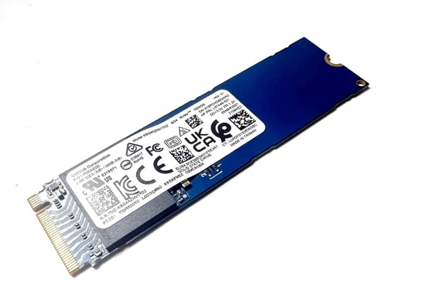 Ổ Cứng SSD NVMe KIOXIA 1024GB BG4a (Dạng Bulk). Gen3 x4. Tốc độ đọc 2300, Ghi 1800. BH 3 năm