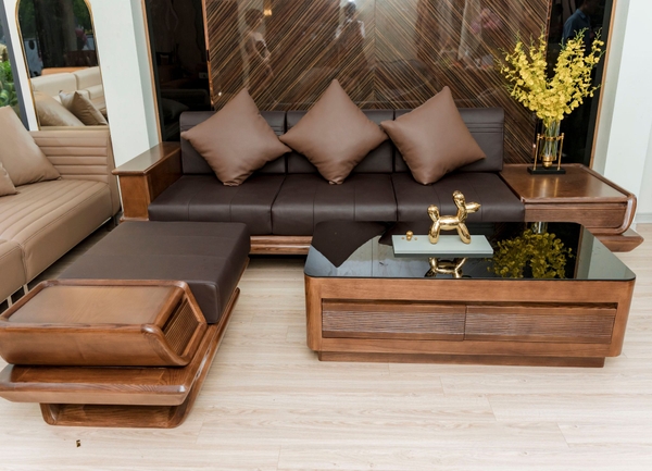 Lý do bạn chọn mua bàn trà gỗ mặt kính cho không gian sống - Tinh tế và hiện đại