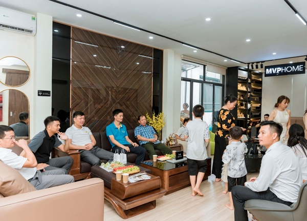 Nên đặt mua bàn trà gỗ mặt kính tại đâu? - Thương hiệu nội thất cao cấp  MVP HOME