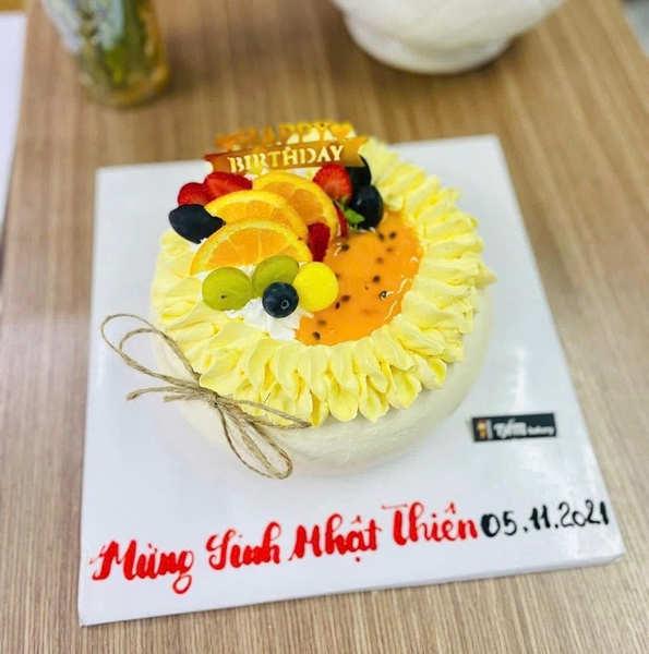 Bánh kem sữa chua vị trái cây