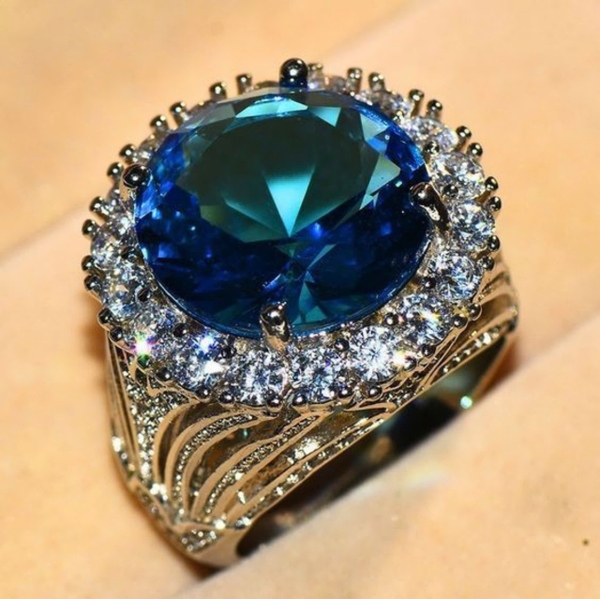 Sapphire - Viên Đá Quý Đa Sắc Mang Lại Sự Quyền Quý Và Bình An