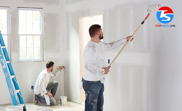 Nên sơn nhà mấy lớp? Hướng dẫn chi tiết các bước sơn nhà đúng k | Topson.vn