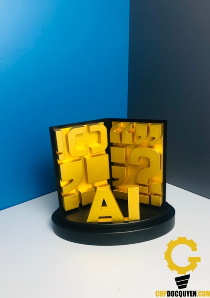 Cúp vinh danh biểu tượng AI - FPT 35 năm kiến tạo