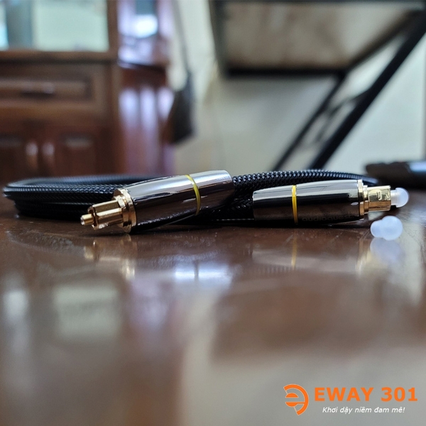 Dây quang AudioQuest dài 2m