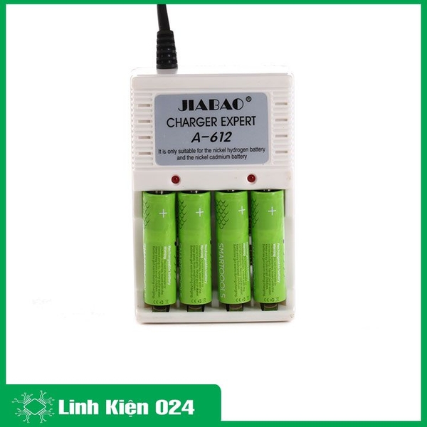 Bộ Sạc Pin Đa Năng A-612 Kèm 4 Pin Sạc 1.5 AA