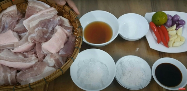 Nguyên liệu cần có và quen thuộc để nấu món thịt kho trứng