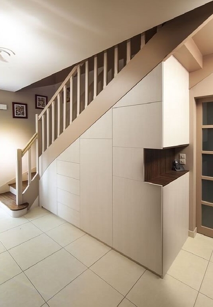 Ý tưởng nội thất tận dụng gầm cầu thang hiệu quả bất ngờ