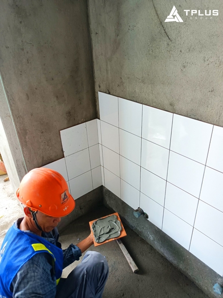 CÔNG TÁC ỐP GẠCH TƯỜNG