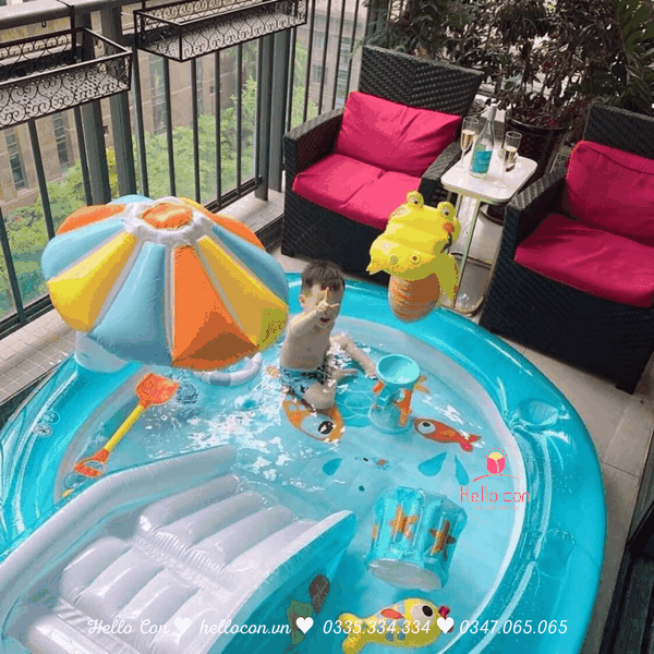 Bể bơi phao có cầu trượt hình cá sấu Intex có vòi phun