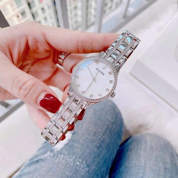 Bulova Quartz Crystal White 96X145
