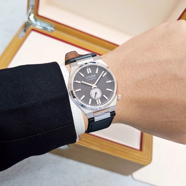 Citizen Automatic Tsuyosa Small Second NK5010-01H