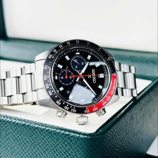 Seiko Quartz Solar Prospex Speedtimer SSC915P1