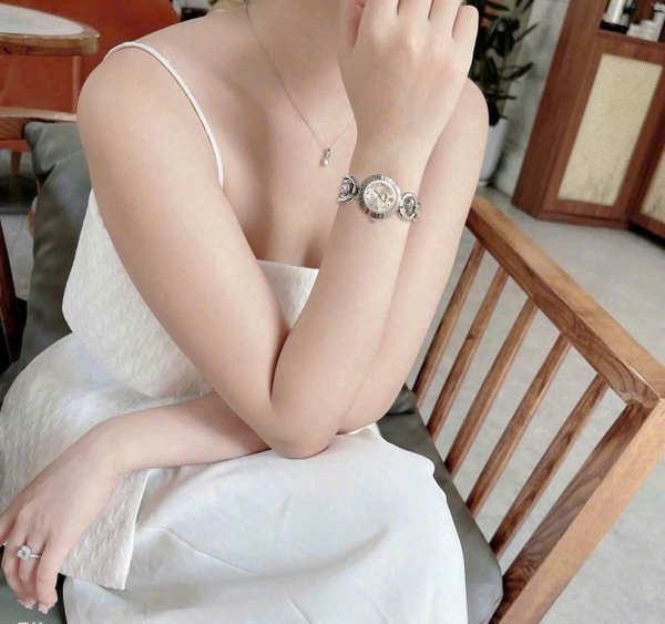 Versace Quartz Greca Jewe VEWCA0124