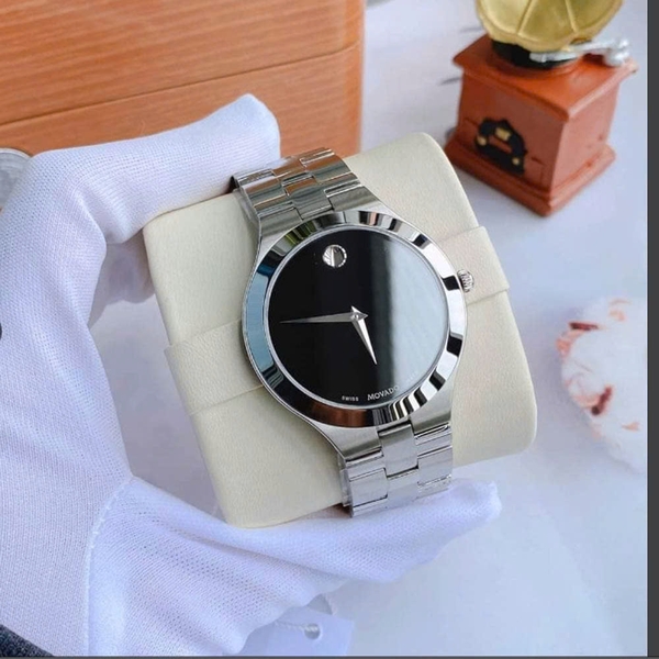 Đồng Hồ Nam Movado Quartz Juro Men 40mm 0607442