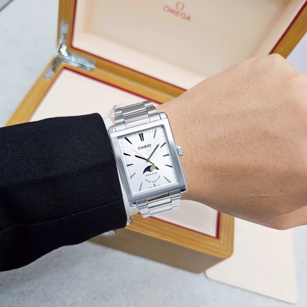 Casio Quartz MTP-M105D-7AVDF