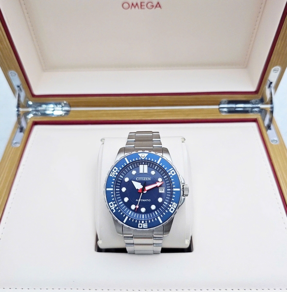 Citizen Automatic NJ0121-89L