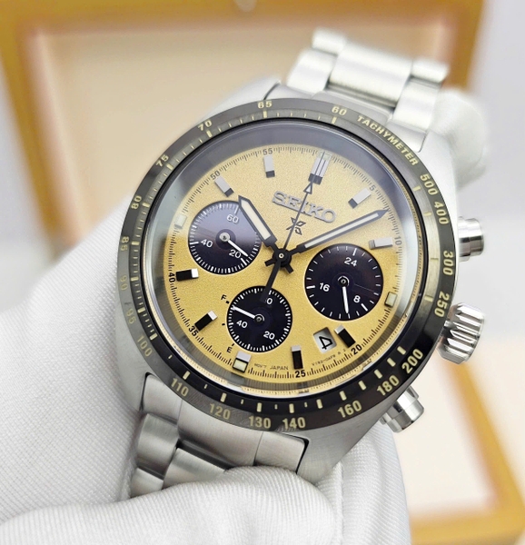 Seiko Quartz Solar Prospex Speedtimer SSC817P1 ( SSC817 )