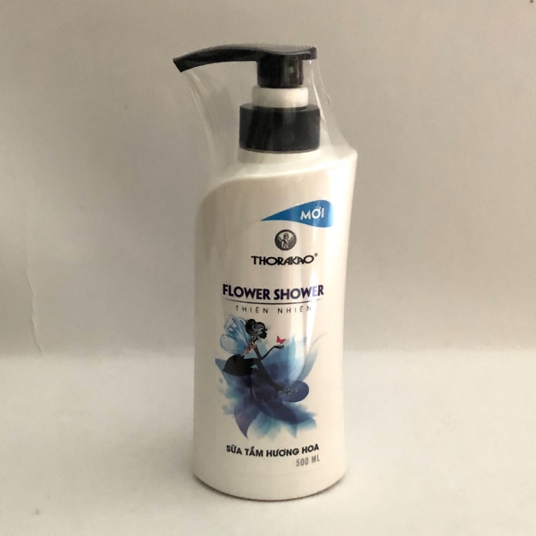 Sữa tắm dưỡng ẩm hương hoa 500ml Thorakao