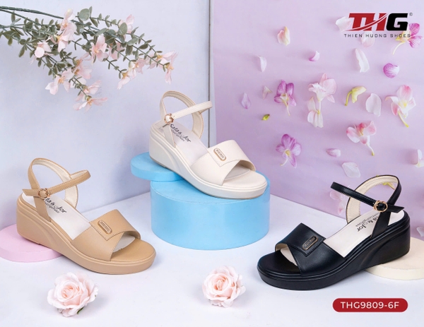 Wedge Sandals THG9809