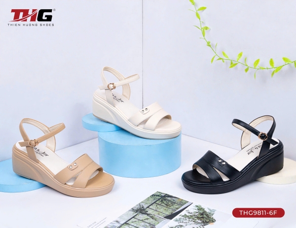 Wedge Sandals THG9811