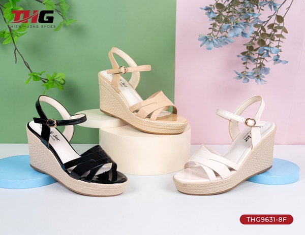 Wedge Sandals THG9631