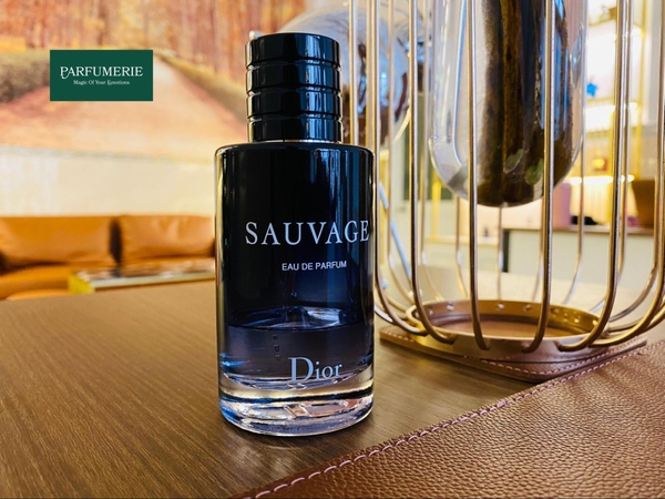 Mùi hương Dior Sauvage EDP khiến bao người điên cuồng.