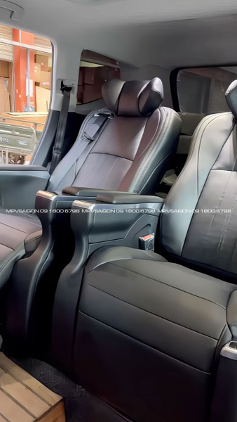 Volkswagen Teramont nâng cấp ghế thương gia Limousine mẫu Alphard