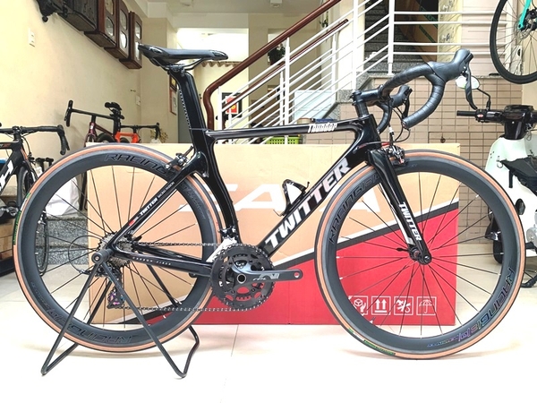 Xe đạp đua TWITTER THUNDER - Khung, vành full Carbon, groupsets Retrospec 12 LÍP. Màu Đen