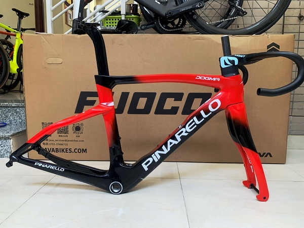 Bộ Khung (sườn) PINARELLO DOGMA F (F14) thắng dĩa, full carbon - Màu Đen/đỏ