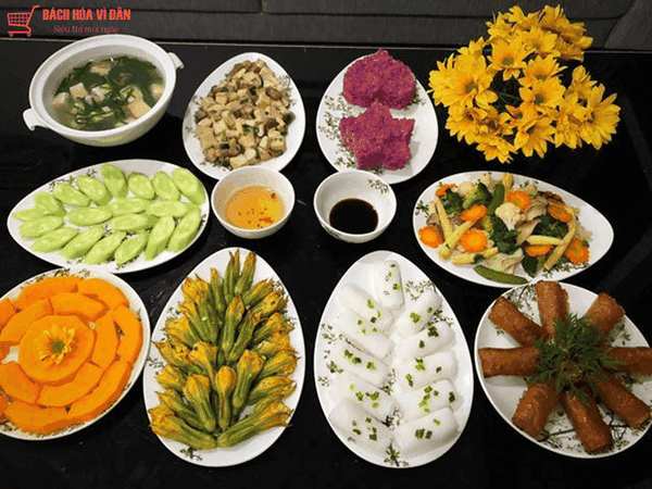 Mâm cơm cúng rằm tháng 7 đơn giản vạn người mê