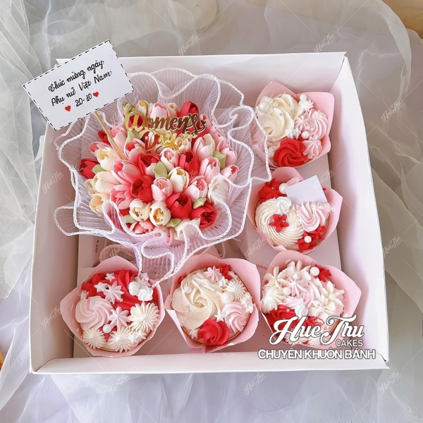 Hộp đựng bánh Cupcake 5 Lỗ (mẫu mới) kích thước 26x26x12cm (nắp giấy, kèm đế ở khay to)