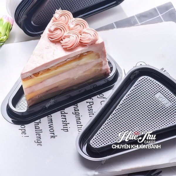 Hộp tam giác nhựa A03 (set 10 hộp) đựng bánh rau câu, bánh kem