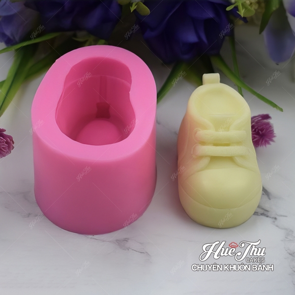 Khuôn silicon Đôi Giày bé gái, bé trai làm bánh rau câu 3D 4D nhấn xôi, fondant, socola, nến hanmade