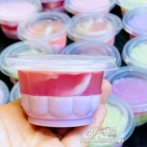 Hộp đựng rau câu Bông Mai (50 cái, có nắp) hũ nhựa làm bánh, da lợn, đựng tàu hủ singapore, panna cotta, rau câu ly