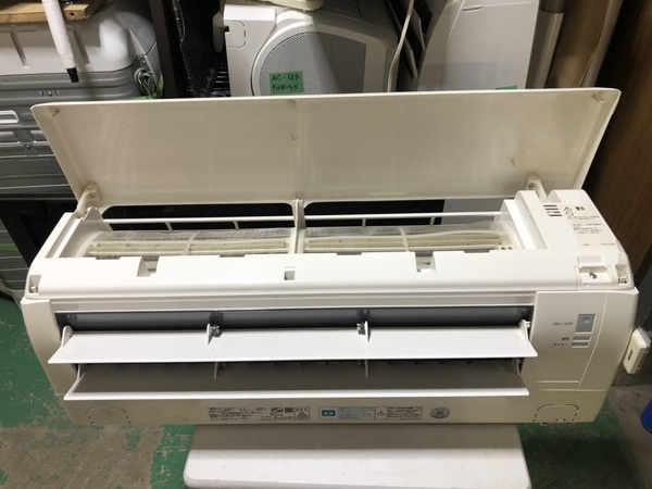 Điều hoà 302 MITSUBISHI 2018 100V 2.2KW