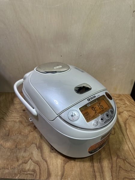 Nồi cơm điện 223 - ZOJIRUSHI 1L