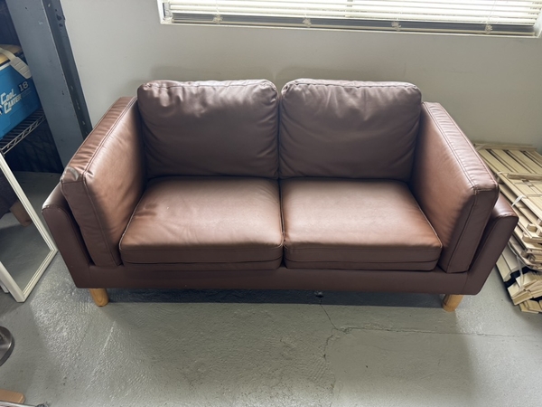 Sofa 2 người ngồi PVN1185